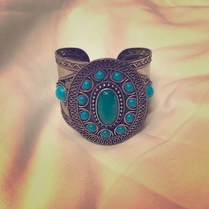 Forever 21 turquoise bracelet